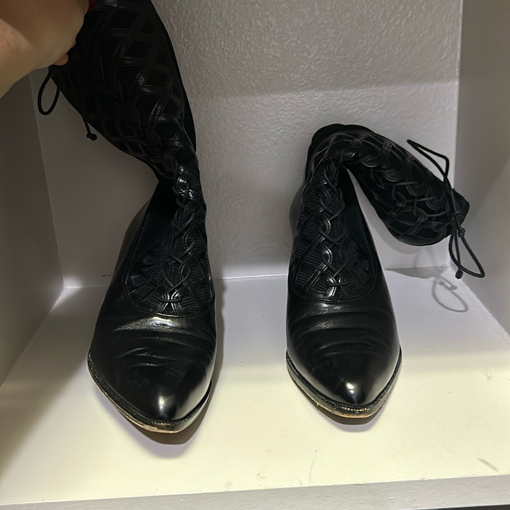 Vintage Stuart weitzman booties